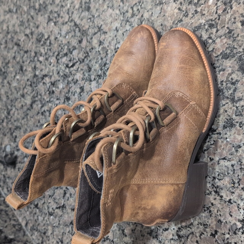 Sorel - Picture 8 of 14